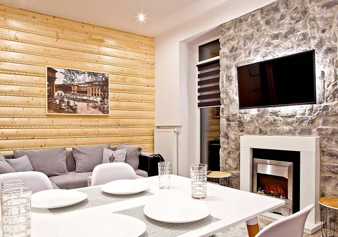 Apartmán Alvare - *